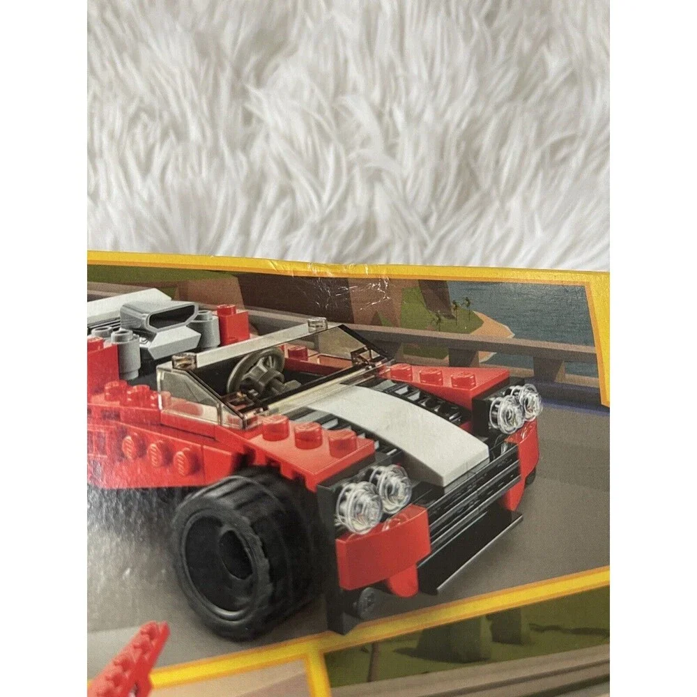 New LEGO 31100 Sports Car 134 Pcs Building toy